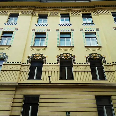 Central Modern